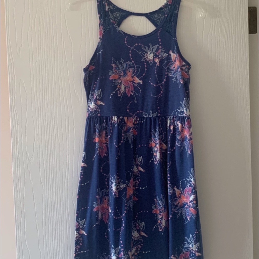 🎈beautiful floral girls sleeveless dress.